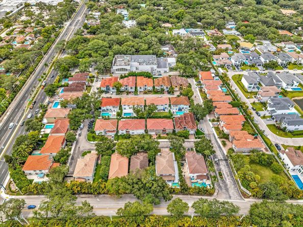 3555 Forest View Circle, Dania Beach FL 33312