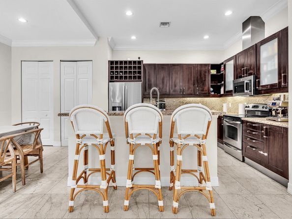 3555 Forest View Circle, Dania Beach FL 33312