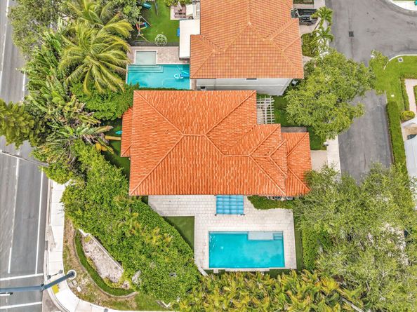 3555 Forest View Circle, Dania Beach FL 33312