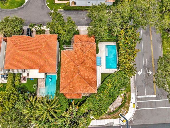 3555 Forest View Circle, Dania Beach FL 33312