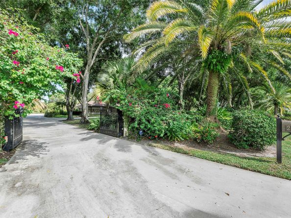 21798 Cartagena Dr, Boca Raton FL 33428
