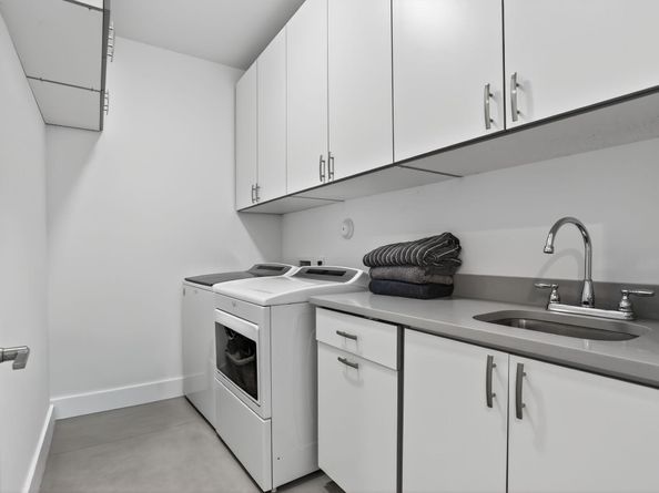 925 NE 6th Street, Fort Lauderdale FL 33304