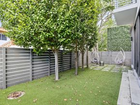 925 NE 6th Street, Fort Lauderdale FL 33304