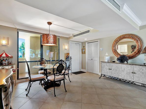 134 Lakeshore Drive 215, North Palm Beach FL 33408