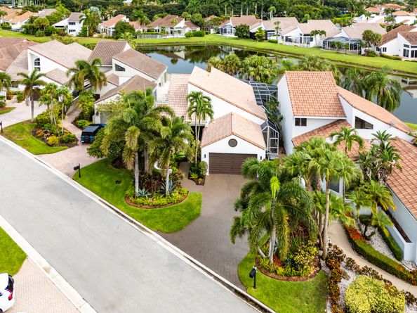 17128 Newport Club Drive, Boca Raton FL 33496