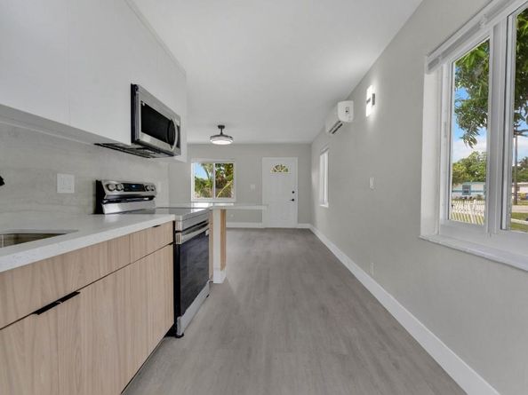 2625 NW 10th St, Pompano Beach FL 33069