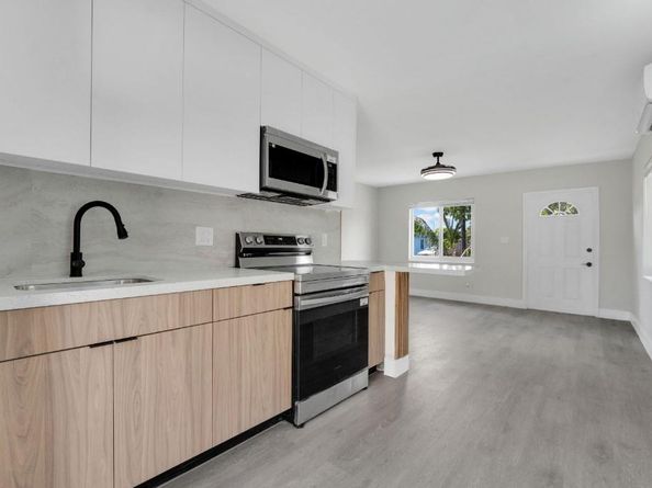 2625 NW 10th St, Pompano Beach FL 33069