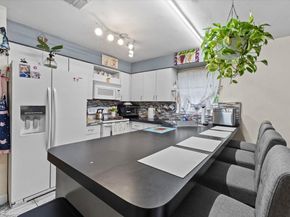 740 SW 9TH St, Hallandale Beach FL 33009