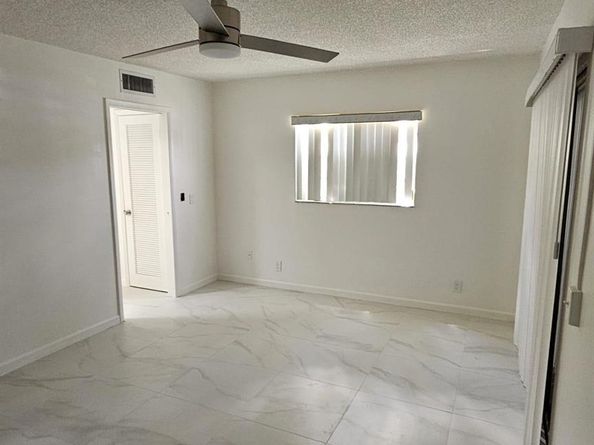 400 Piedmont I, Delray Beach FL 33484