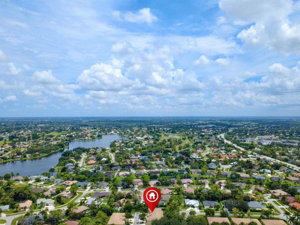 1527 Barrymore Court, Wellington FL 33414