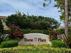 1527 Barrymore Court, Wellington FL 33414