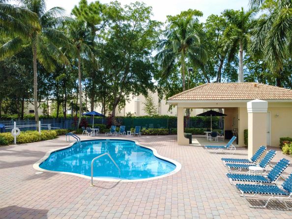 1527 Barrymore Court, Wellington FL 33414
