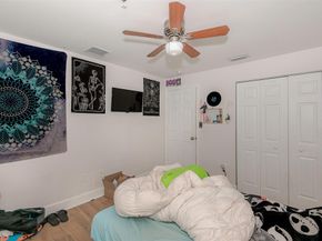 8706 NW 35th St, Coral Springs FL 33065
