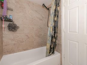 8706 NW 35th St, Coral Springs FL 33065
