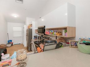 8706 NW 35th St, Coral Springs FL 33065