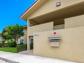 8706 NW 35th St, Coral Springs FL 33065