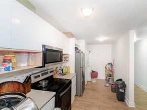 8706 NW 35th St, Coral Springs FL 33065