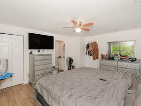 8706 NW 35th St, Coral Springs FL 33065