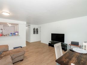 8706 NW 35th St, Coral Springs FL 33065