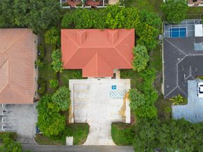 8706 NW 35th St, Coral Springs FL 33065