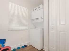 8706 NW 35th St, Coral Springs FL 33065