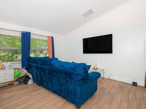 8706 NW 35th St, Coral Springs FL 33065