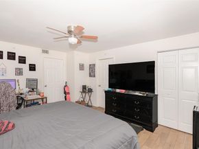 8706 NW 35th St, Coral Springs FL 33065