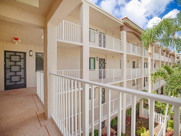 6037 Pointe Regal Circle 301, Delray Beach FL 33484