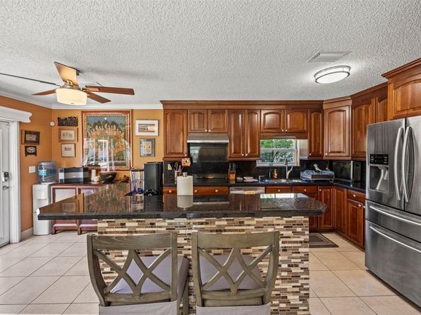 4813 NW 14th Dr, Coconut Creek FL 33063