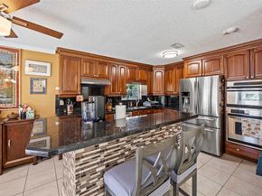 4813 NW 14th Dr, Coconut Creek FL 33063