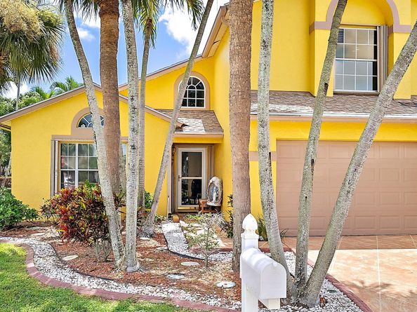 119 Hammocks Drive, Greenacres FL 33413