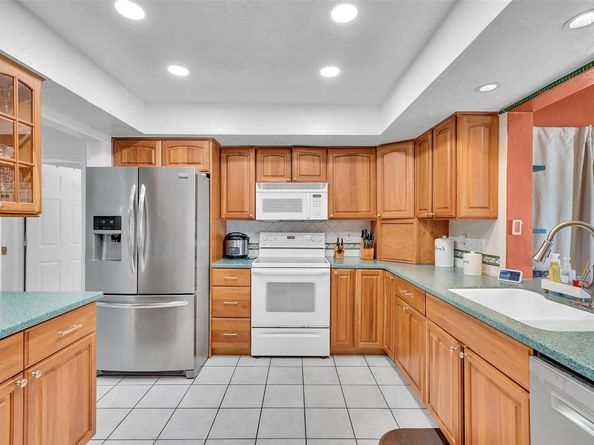 5724 SW 118 Avenue, Cooper City FL 33330