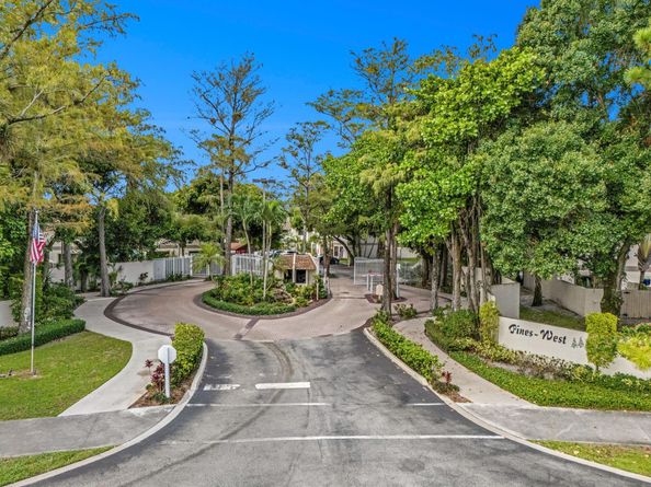 3086 S Oakland Forest Dr 1203, Oakland Park FL 33309