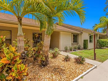 3086 S Oakland Forest Dr