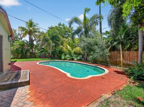 111 NE 16th Ct, Fort Lauderdale FL 33305