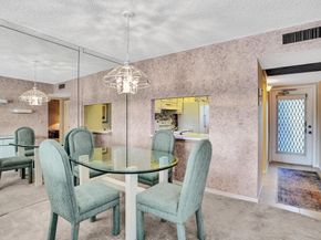 9450 Poinciana Pl 310, Davie FL 33324