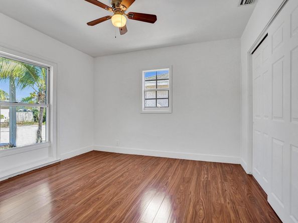 717 N E Street E, Lake Worth Beach FL 33460