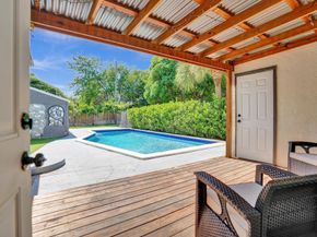 717 N E Street E, Lake Worth Beach FL 33460