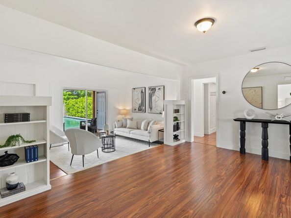 717 N E Street, Lake Worth Beach FL 33460