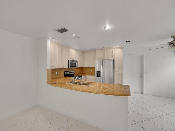 11174 Applegate Circle, Boynton Beach FL 33437
