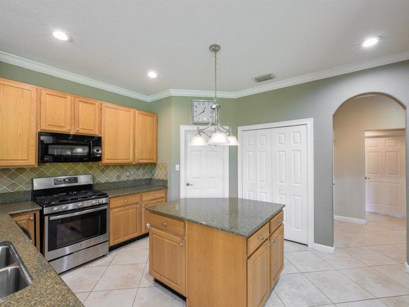 3968 W Hamilton, West Palm Beach FL 33411