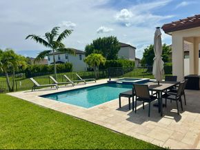 1114 Brinely Pl, Royal Palm Beach FL 33411