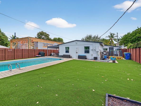 1708 NE 16th Terrace, Fort Lauderdale FL 33305