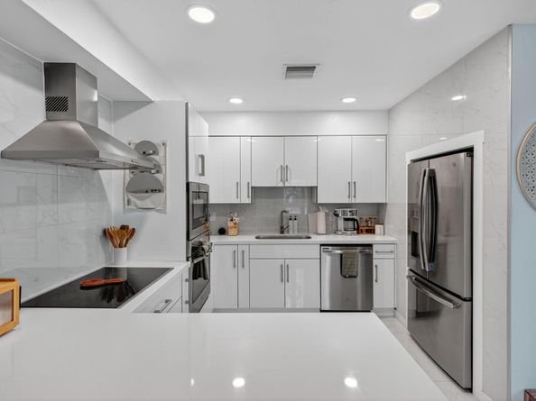 1708 NE 16th Terrace, Fort Lauderdale FL 33305