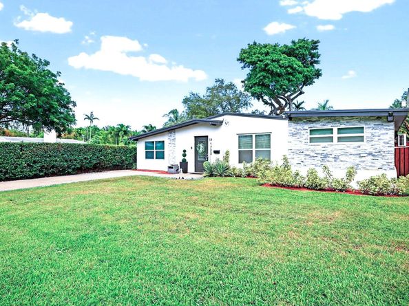 1708 NE 16th Terrace, Fort Lauderdale FL 33305