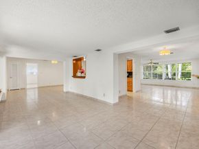 3881 NW 100th Ave, Coral Springs FL 33065