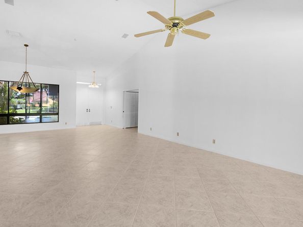 1541 NW 101st Ave, Plantation FL 33322