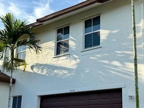 4664 Olympia Ct 4664, Coconut Creek FL 33073