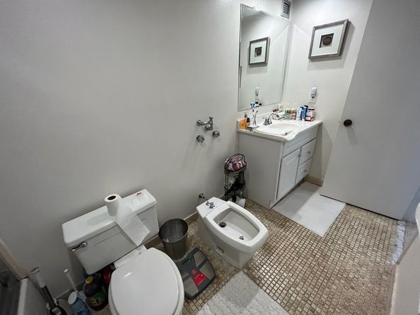 2500 Parkview Dr 1618, Hallandale Beach FL 33009