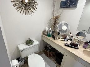 2500 Parkview Dr 1618, Hallandale Beach FL 33009
